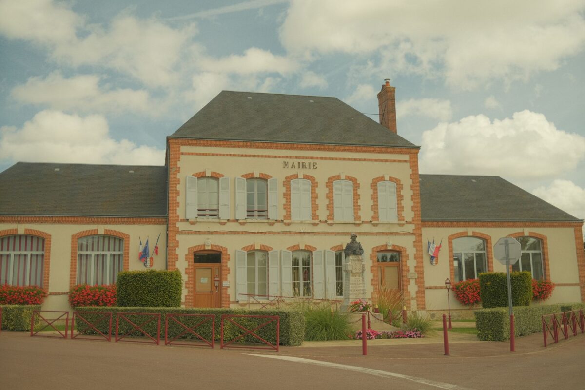 mairie soustons façade